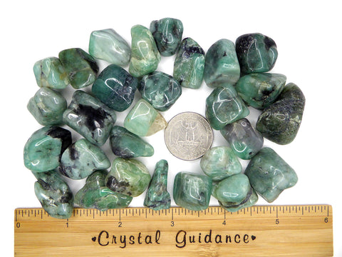 Emerald tumbled stone